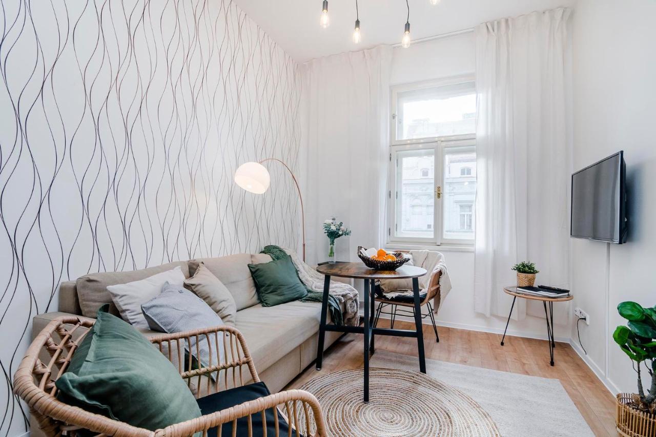 Charming Apartments Prague By Michal&Friends ภายนอก รูปภาพ